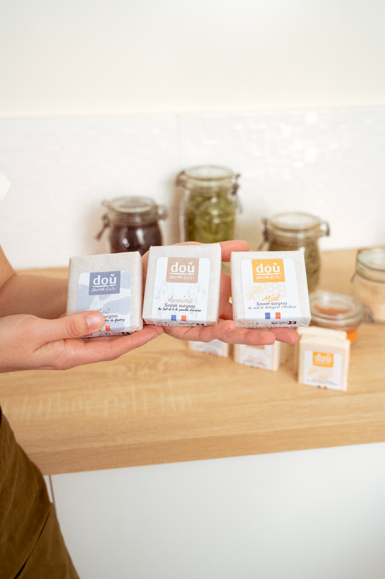 Savon artisanal naturel lait avoine miel bio fabriqué en france occitanie sud ouest